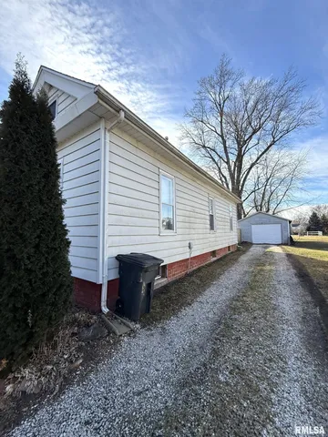 $91,900 | 103 Johnson Pyle Drive, Altona, IL 61414