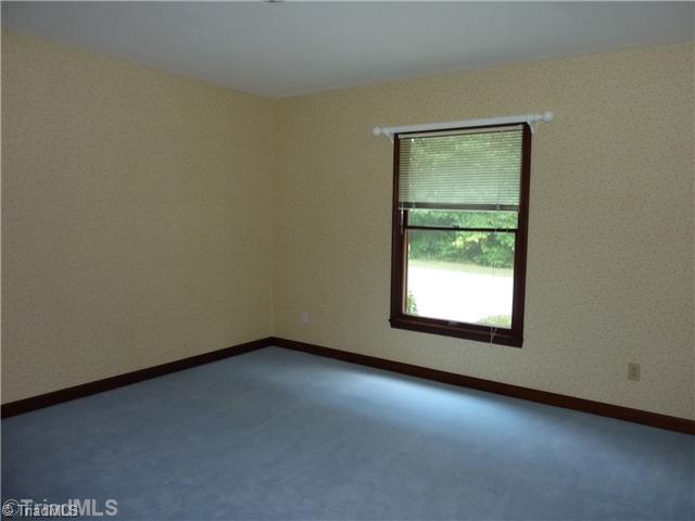 1511 Embler Road Lexington, NC 27292 - Photo 10 of 16 2nd Bedroom.
