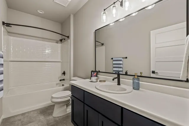 $644,000 | N55-w20134 Magnolia Lane, Menomonee Falls, WI 53051