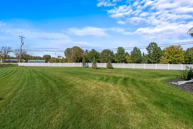 $644,000 | N55-w20134 Magnolia Lane, Menomonee Falls, WI 53051