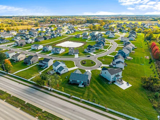 $644,000 | N55-w20134 Magnolia Lane, Menomonee Falls, WI 53051