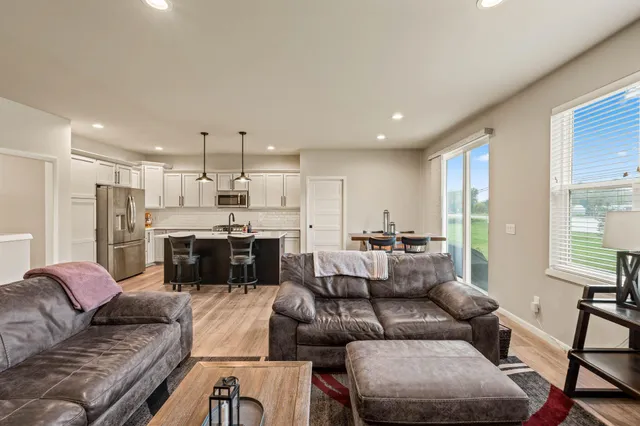 $644,000 | N55-w20134 Magnolia Lane, Menomonee Falls, WI 53051