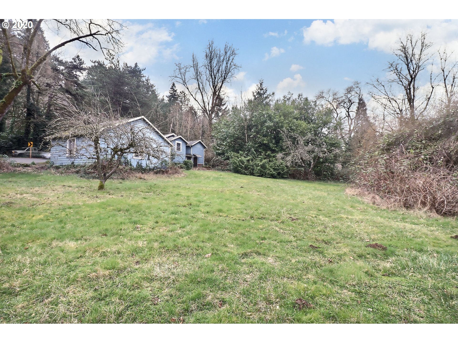 5301 Southeast Jenne Road Portland, OR 97236 - Photo 14 of 21