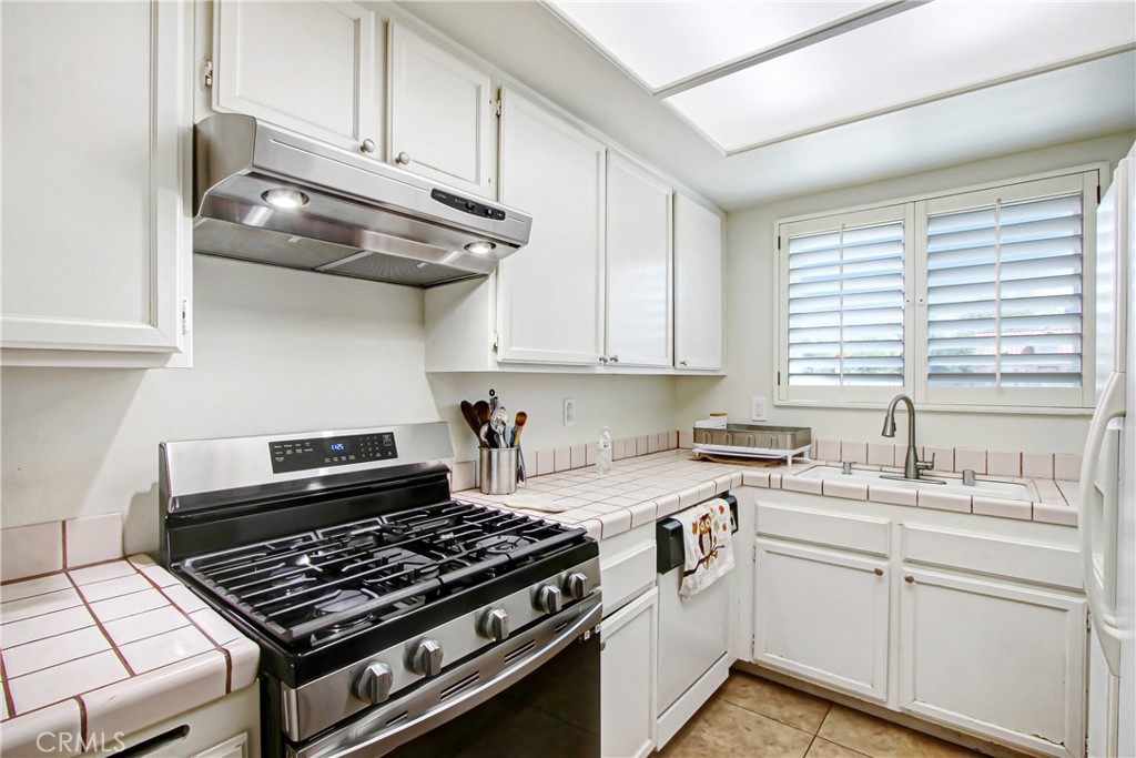 6710 Pilgrims Court Rancho Cucamonga, CA 91701 - Photo 6 of 25