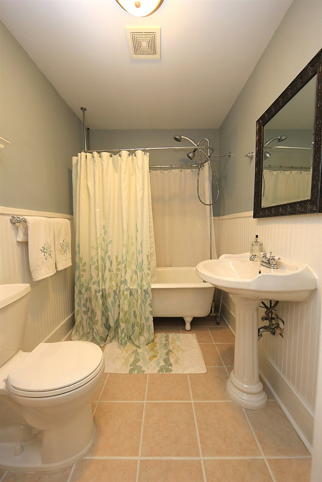 308 Linden Avenue Raleigh, NC 27601 - Photo 21 of 24 Hall Bathroom