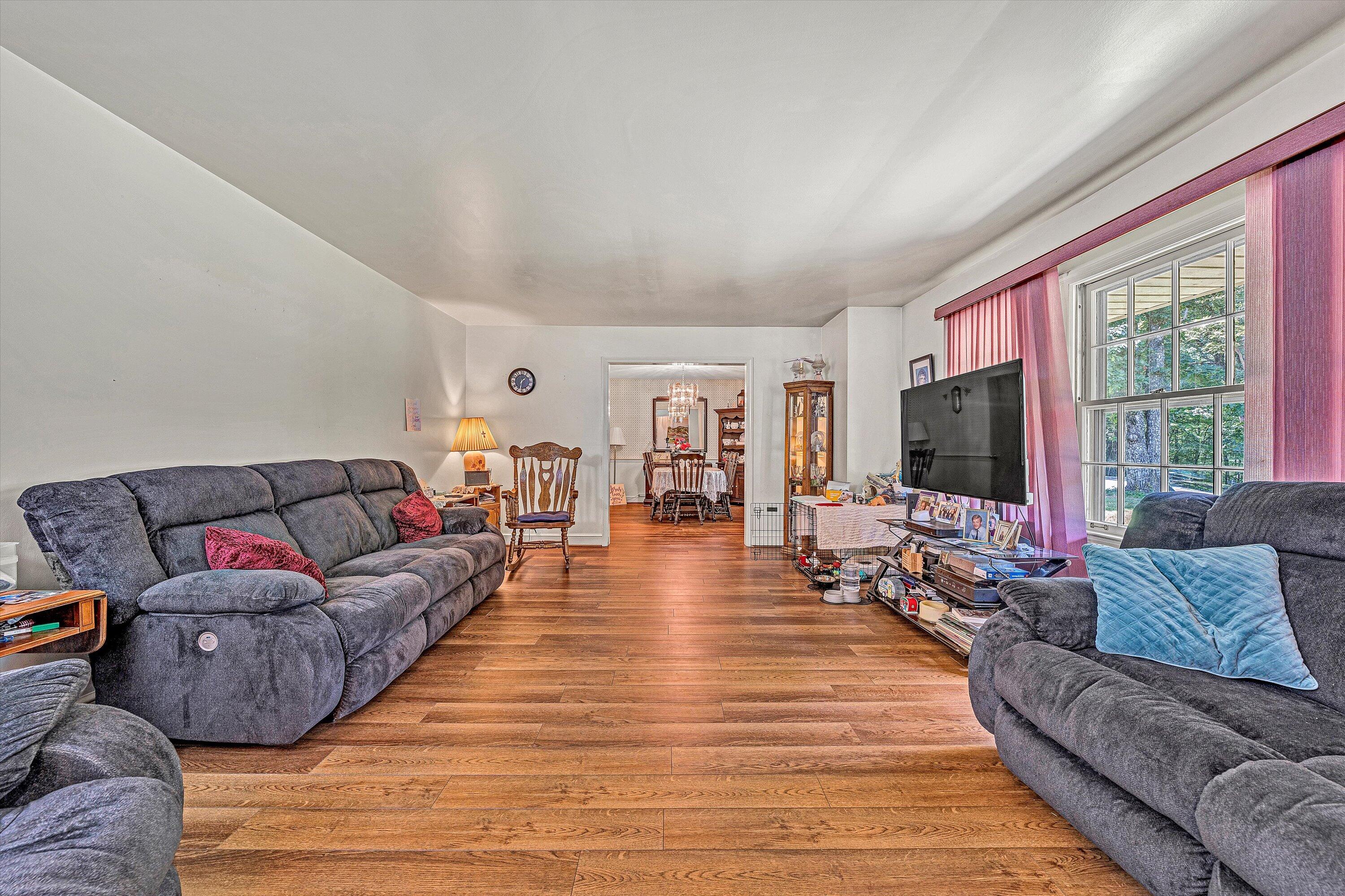 315 Cornell Road Rocky Mount, VA 24151 - Photo 4 of 29 06-DSC00097