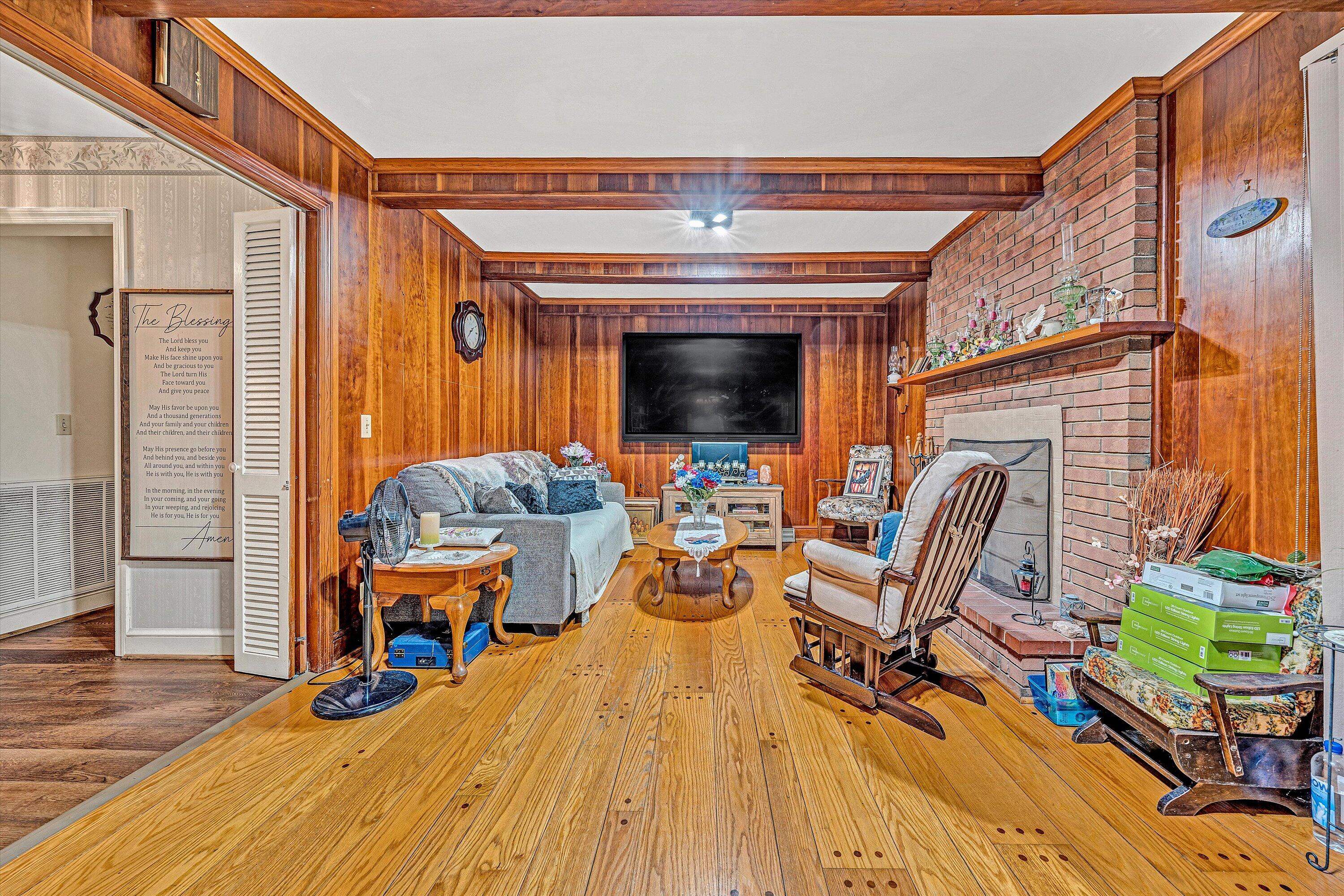 315 Cornell Road Rocky Mount, VA 24151 - Photo 8 of 29 10-DSC00112