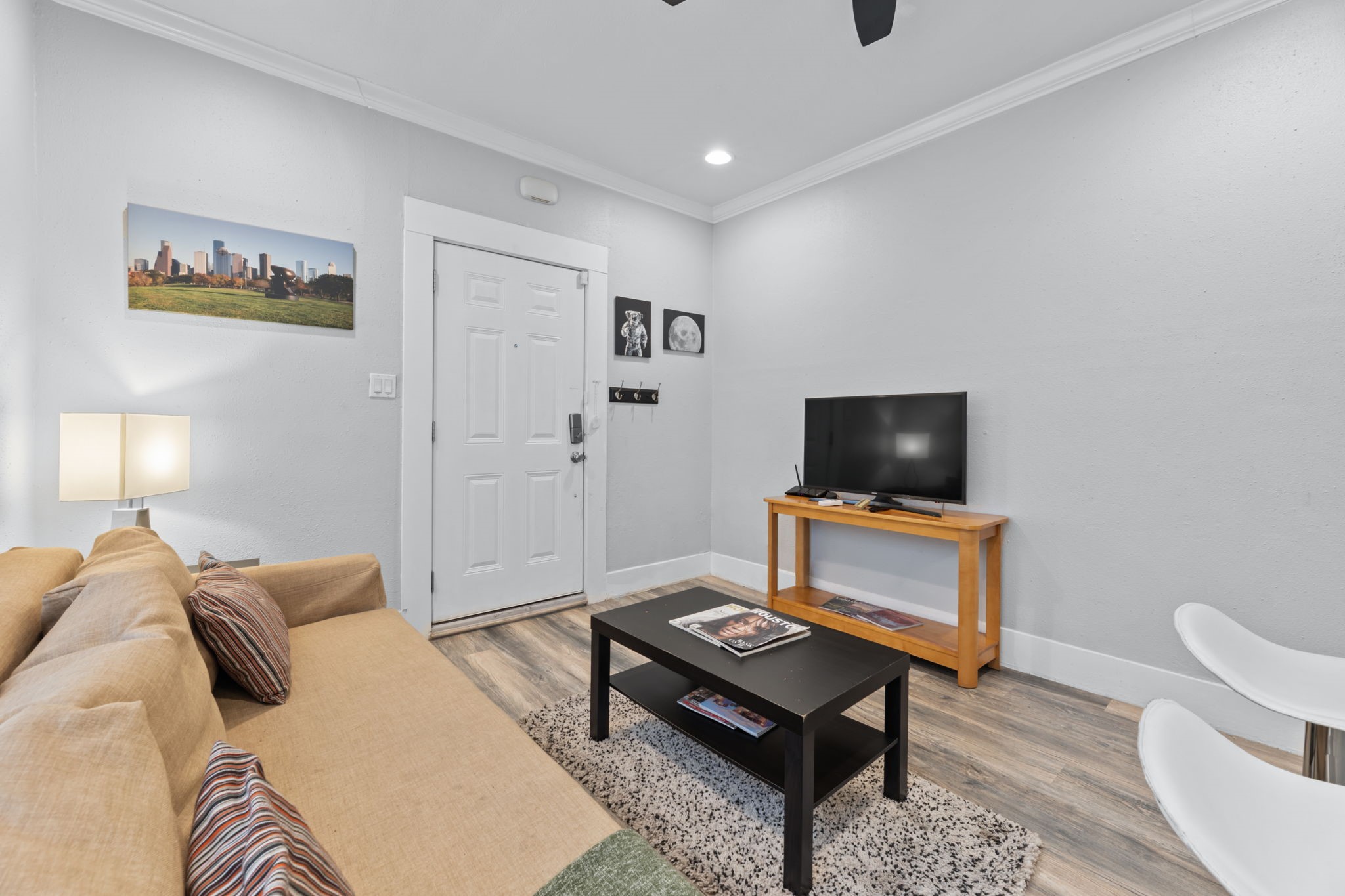 412 Drew Street, Unit 3 Houston, TX 77006 - Photo 3 of 25