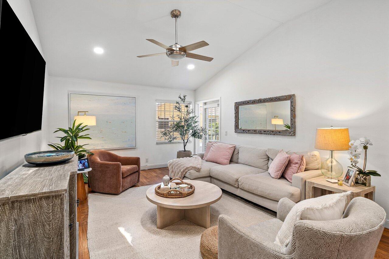 5336 Buckhead Circle, Unit 2020 Boca Raton, FL 33431 - Photo 10 of 45 010-5336BuckheadCircle-BocaRaton-FL-3348