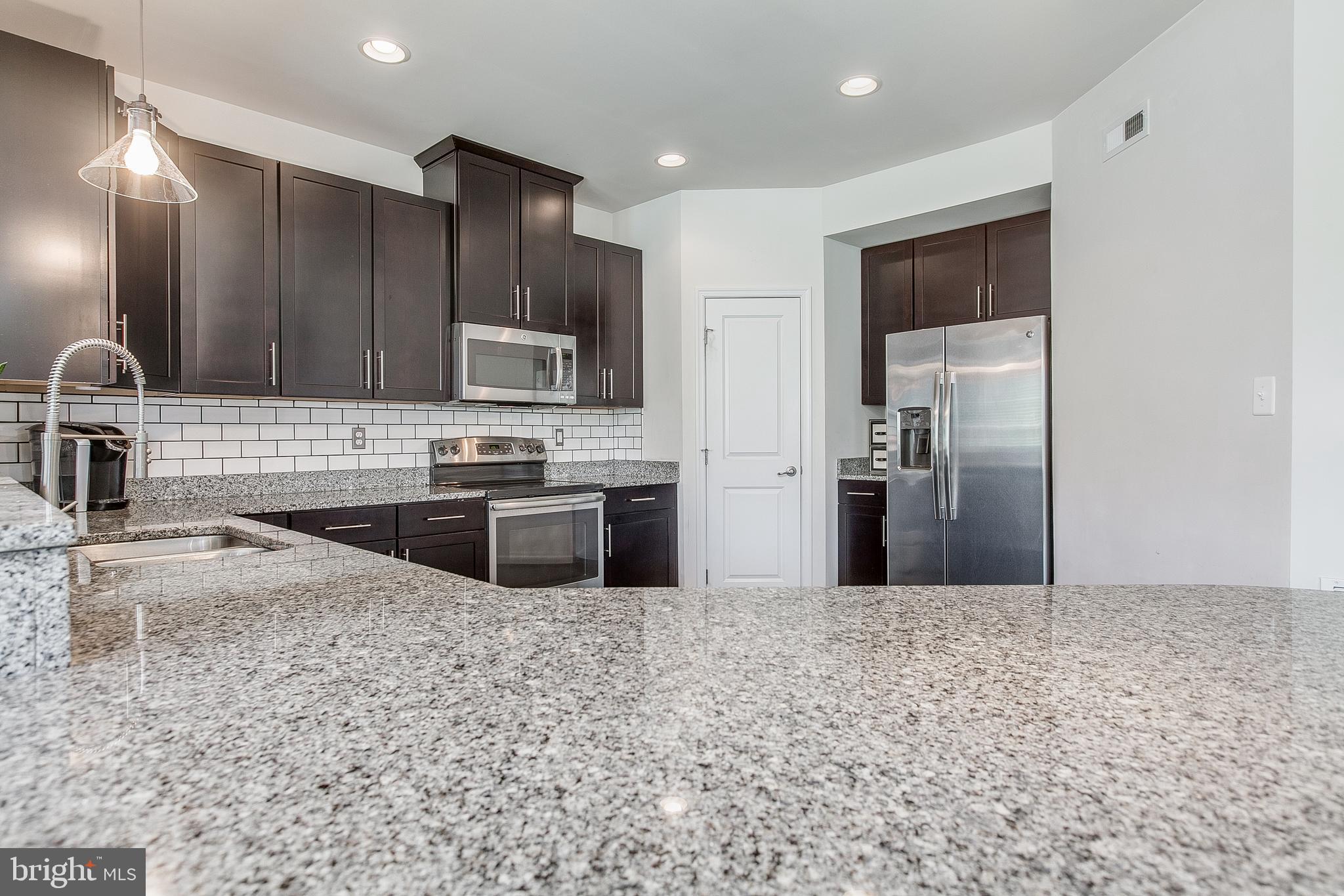 741 Rivanna Run Falling Waters, WV 25419 - Photo 9 of 49 Kitchen