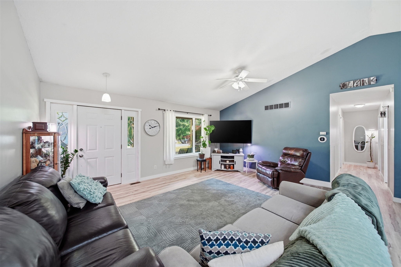 235 Keefer Street Concord, MI 49237 - Photo 6 of 57
