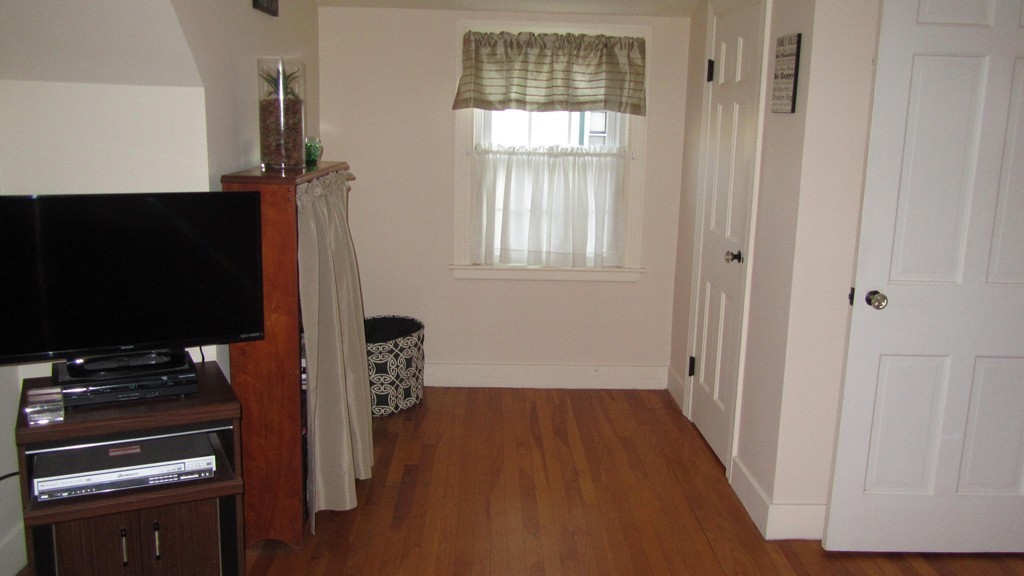 3 Chatham Village Road Worcester, MA 01606 - Photo 20 of 29 Gallery Image 20