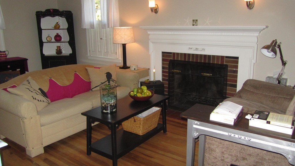 3 Chatham Village Road Worcester, MA 01606 - Photo 4 of 29 Gallery Image 4