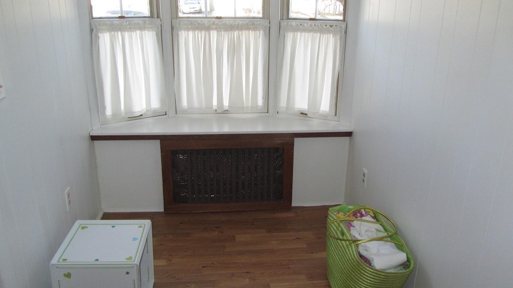 3 Chatham Village Road Worcester, MA 01606 - Photo 8 of 29 Gallery Image 8