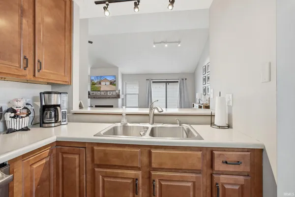 $289,900 | 6662 Aintree Court, Indianapolis, IN 46250