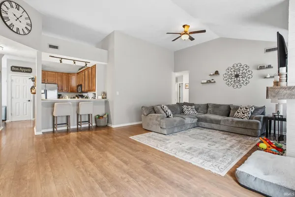 $289,900 | 6662 Aintree Court, Indianapolis, IN 46250