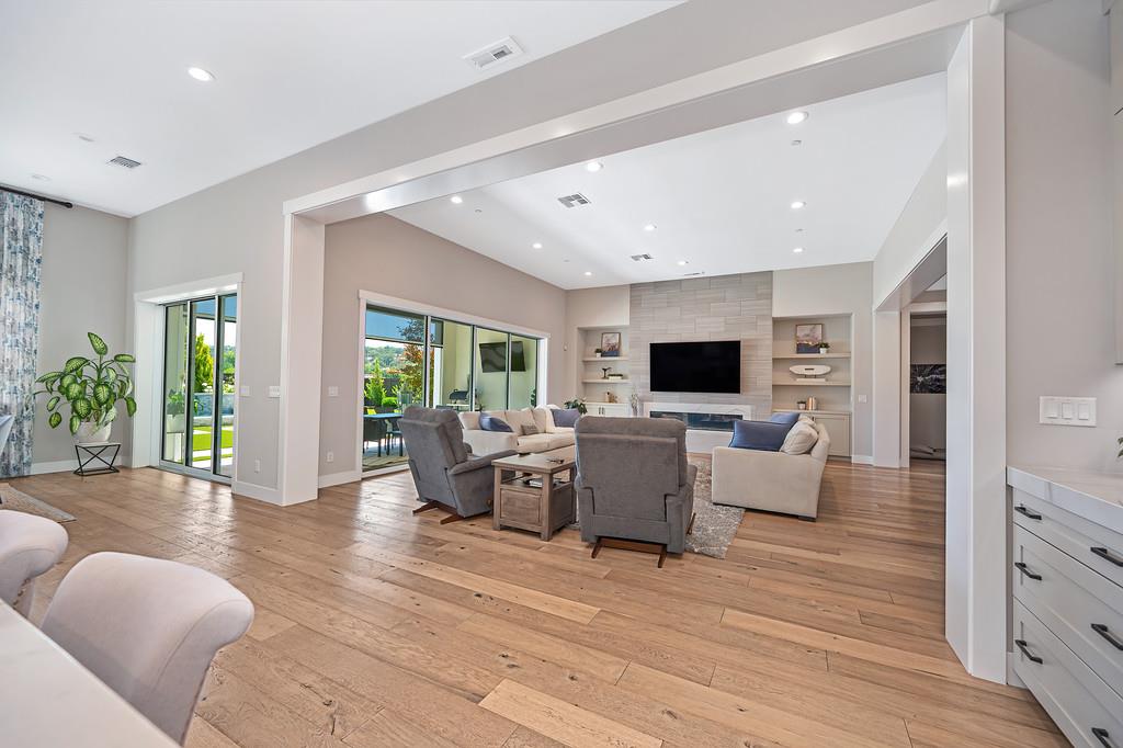 806 Fallen Log Court Rocklin, CA 95765 - Photo 28 of 94