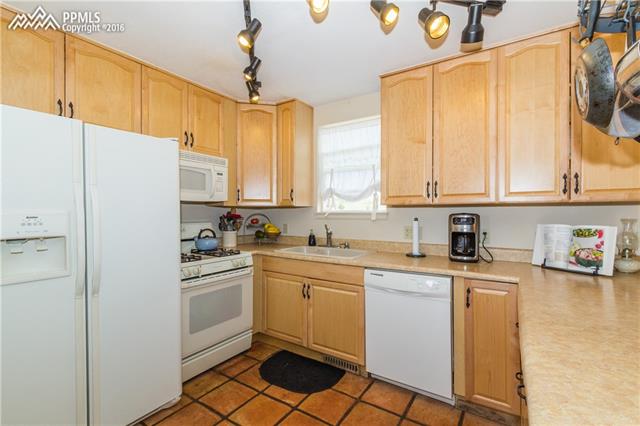 27450 Judge Orr Road Calhan, CO 80808 - Photo 12 of 35 Gallery Image 12