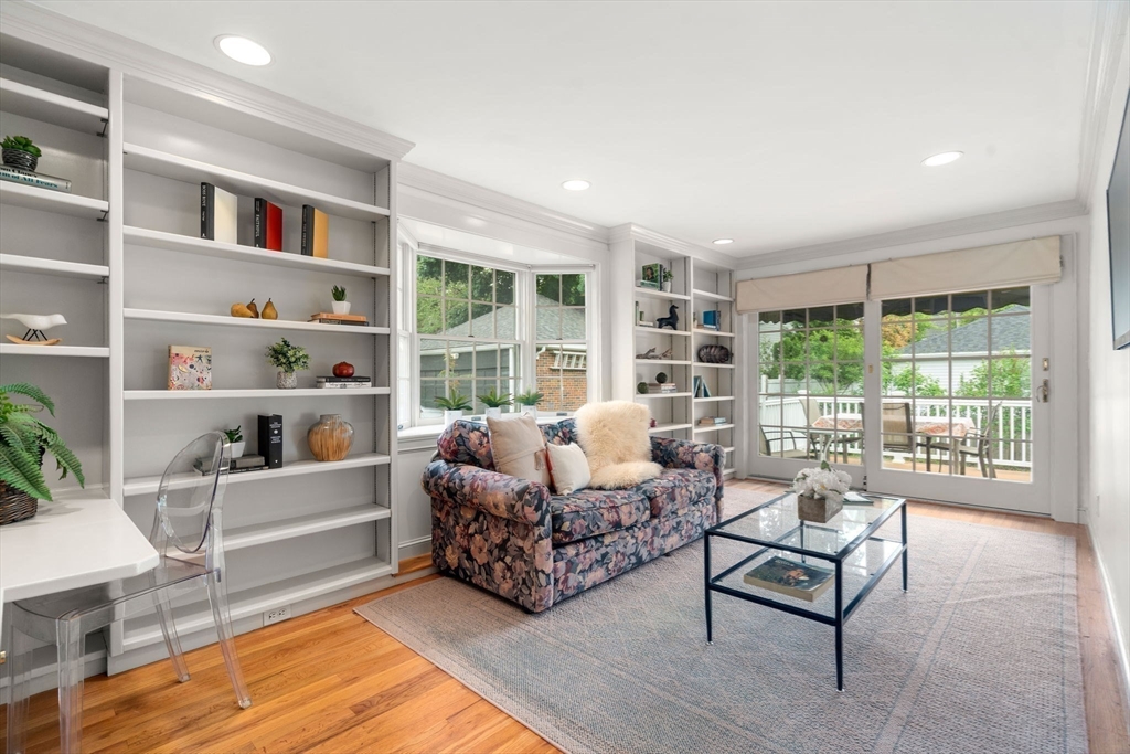 34 Pleasant Street Newton, MA 02465 - Photo 7 of 16