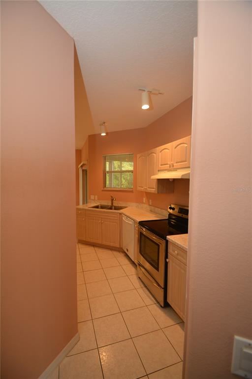 3 Senora Court Palm Coast, FL 32164 - Photo 15 of 43