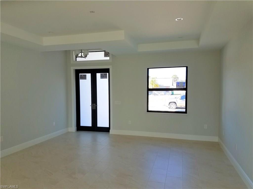 2902 47th Terrace Southwest Naples, FL 34116 - Photo 2 of 13 Gallery Image 2
