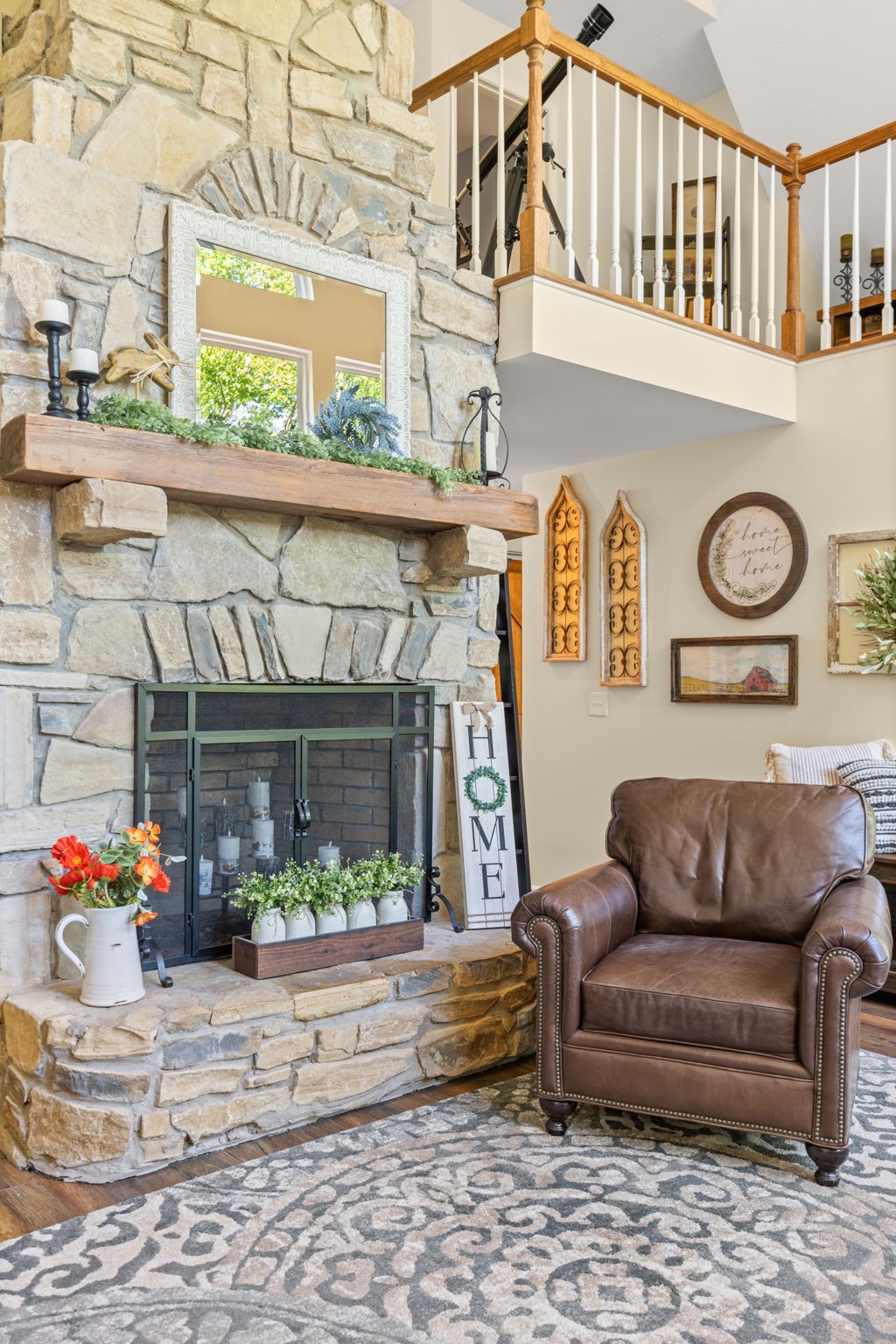 3779 Raleigh-Elam Road Santa Fe, TN 38482 - Photo 33 of 63 a view of living room filled with furniture and a potted plant