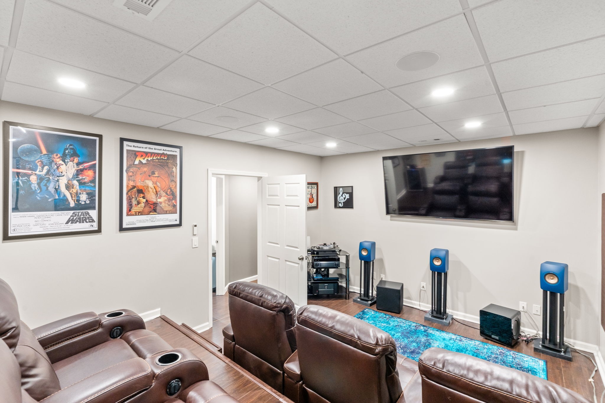 3779 Raleigh-Elam Road Santa Fe, TN 38482 - Photo 43 of 63 a living room with furniture and a flat screen tv