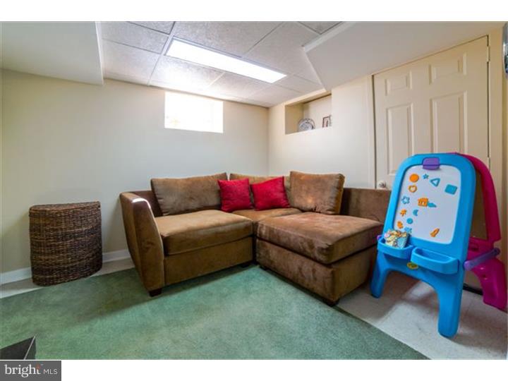 623 Rutledge Avenue Folsom, PA 19033 - Photo 20 of 25 Gallery Image 20