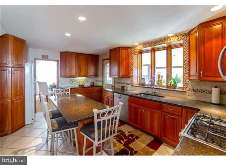 623 Rutledge Avenue Folsom, PA 19033 - Photo 10 of 25 Gallery Image 10