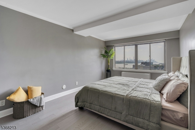 1203 River Road, Unit 19K Edgewater, NJ 07020 - Photo 11 of 26