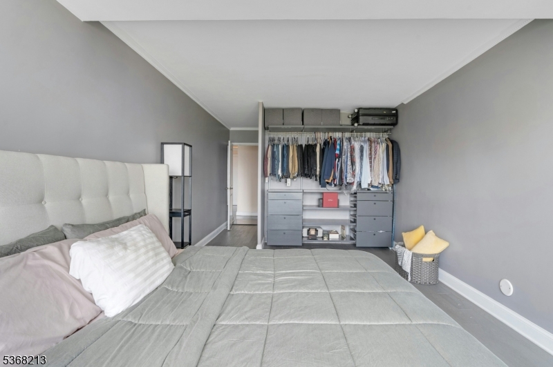 1203 River Road, Unit 19K Edgewater, NJ 07020 - Photo 13 of 26