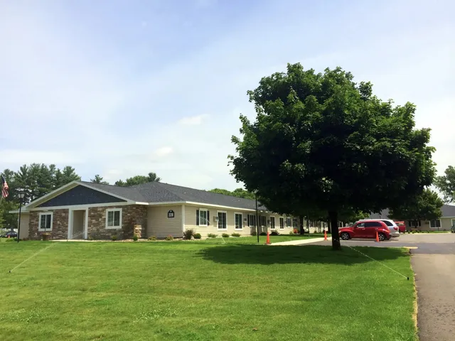 $621 | 228 Dewitt Avenue, Fremont, MI 49412