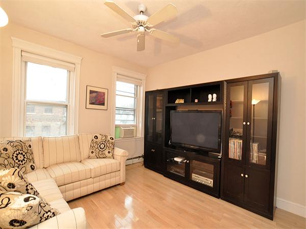 12 Kilsyth Road, Unit 4 Brookline, MA 02445 - Photo 6 of 10
