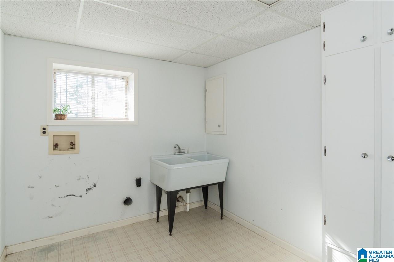 3337 North Woodridge Road Birmingham, AL 35223 - Photo 28 of 32