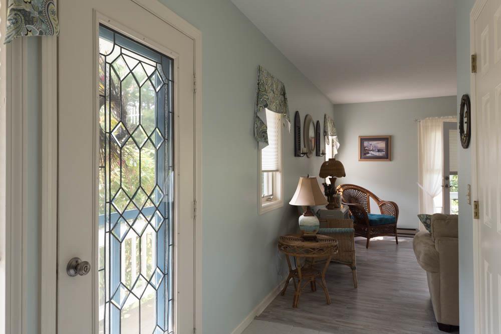 239 Sea Road, Unit 25 Kennebunk, ME 04043 - Photo 2 of 27 Entry way with view towards living area