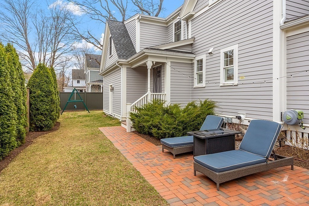 40 Pine Street Concord, MA 01742 - Photo 29 of 31