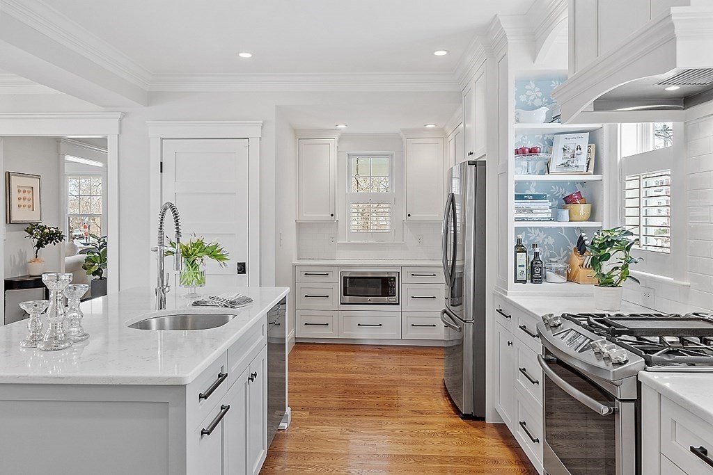 40 Pine Street Concord, MA 01742 - Photo 7 of 31