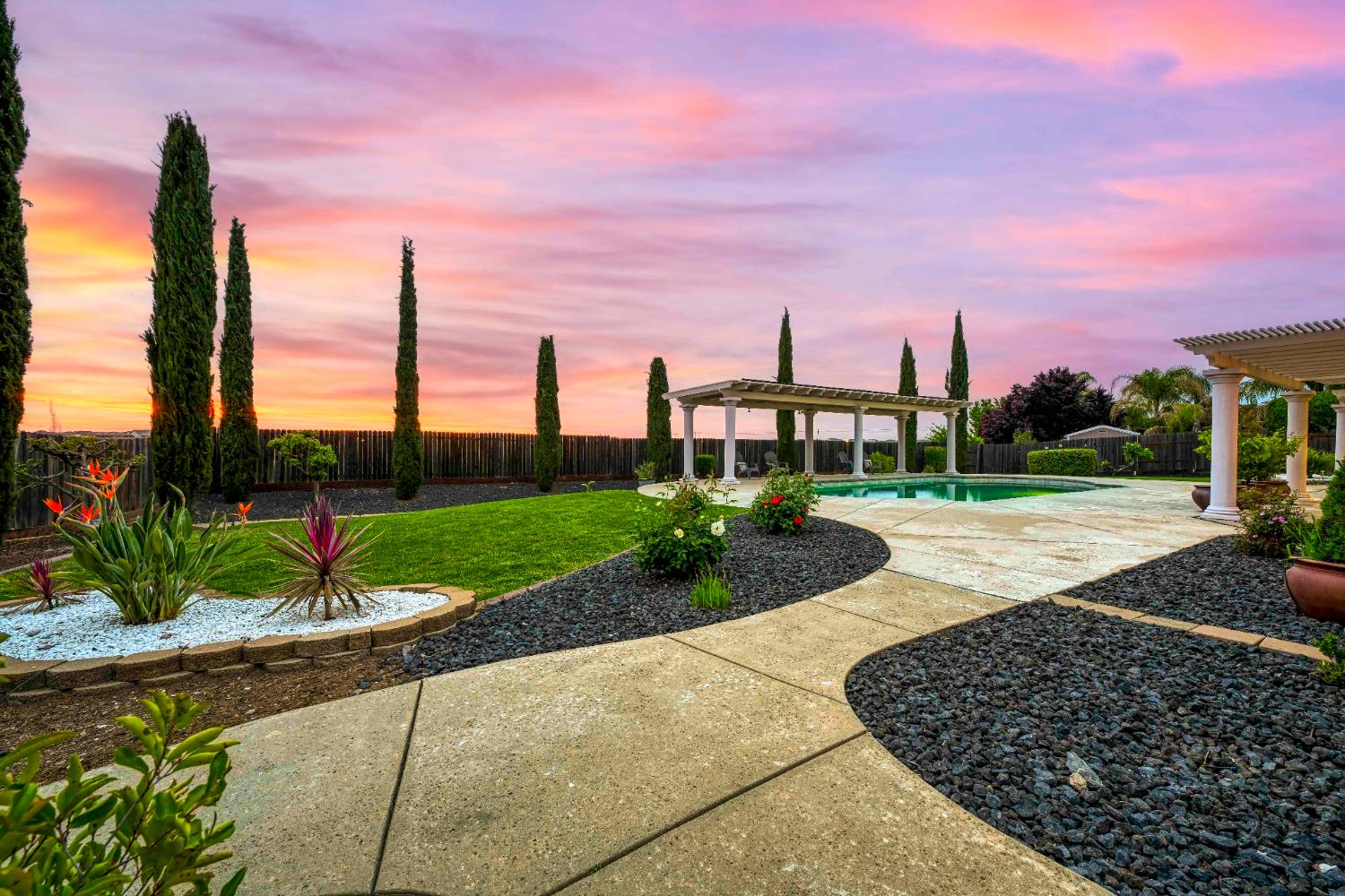 8537 Bridgestone Crescent Road Roseville, CA 95747 - Photo 46 of 64