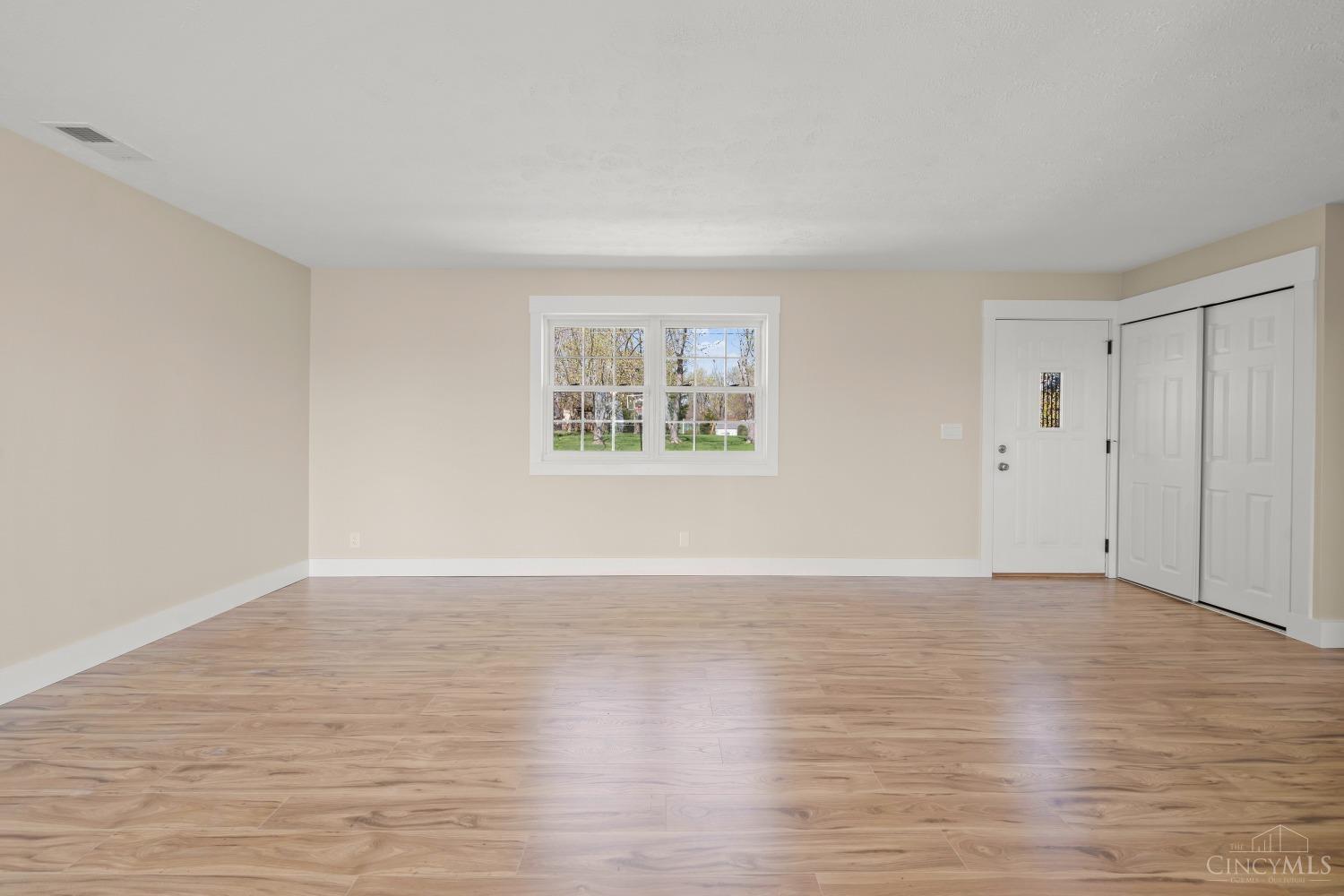1911 Ranlyn Drive Hamilton, OH 45013 - Photo 12 of 34 Gallery Image 12