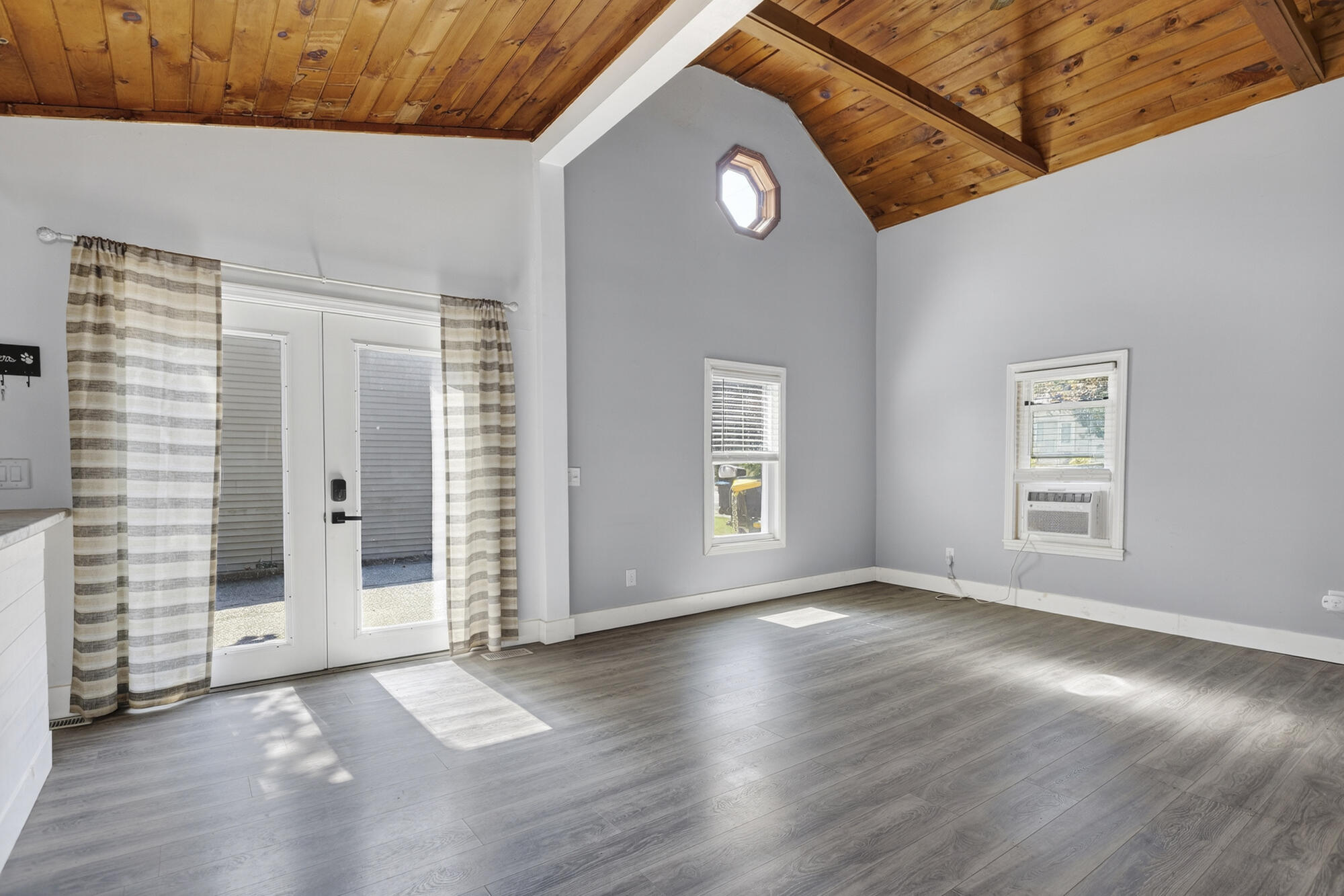 81 Main Street Windham, ME 04062 - Photo 2 of 29 02_81MainSt_W5