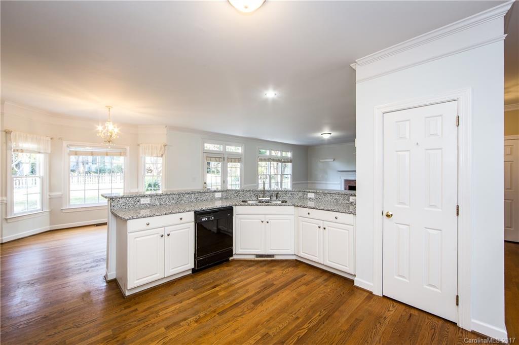1301 Foxfield Road Waxhaw, NC 28173 - Photo 11 of 24 Gallery Image 11
