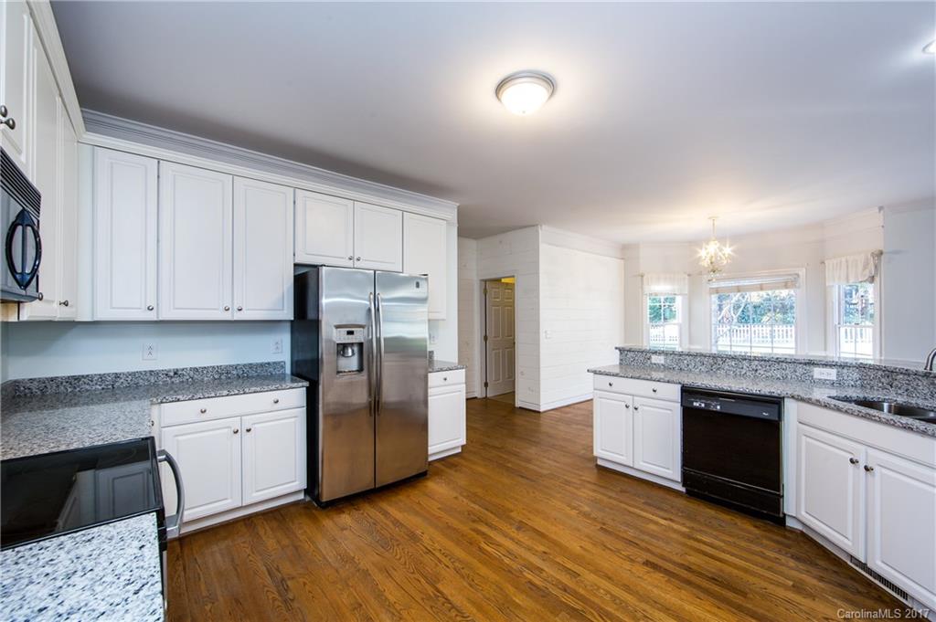 1301 Foxfield Road Waxhaw, NC 28173 - Photo 10 of 24 Gallery Image 10