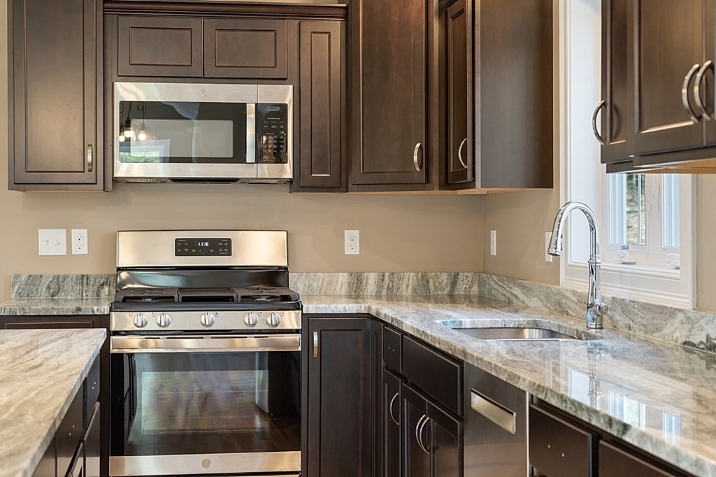 65 McIntire Road Fitchburg, MA 01420 - Photo 21 of 39 Gallery Image 21