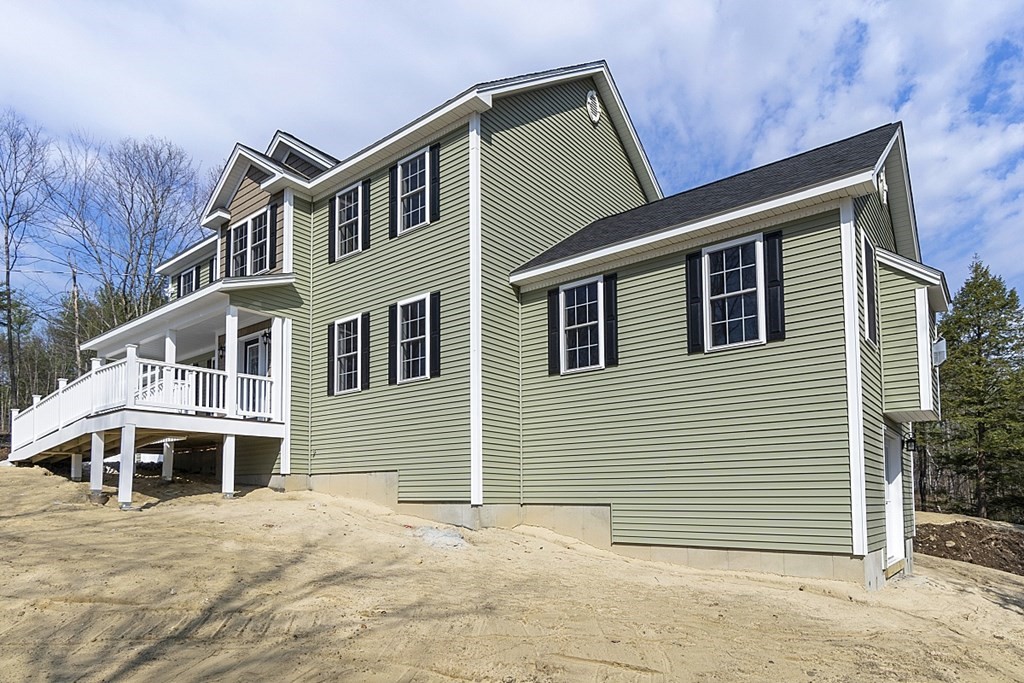 65 McIntire Road Fitchburg, MA 01420 - Photo 3 of 39 Gallery Image 3