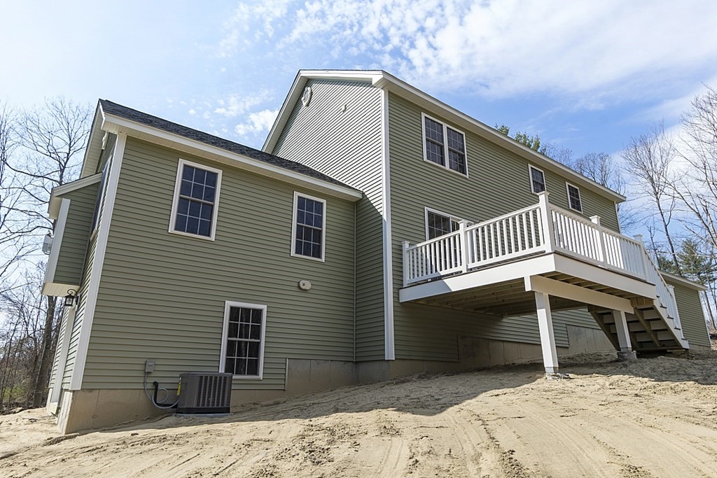 65 McIntire Road Fitchburg, MA 01420 - Photo 4 of 39 Gallery Image 4