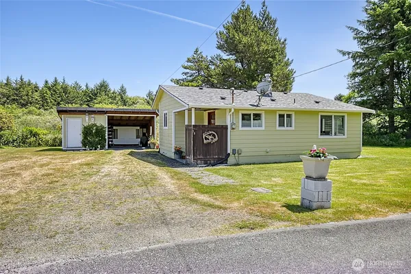 $215,000 | 58 Oyehut Road, Ocean Shores, WA 98569