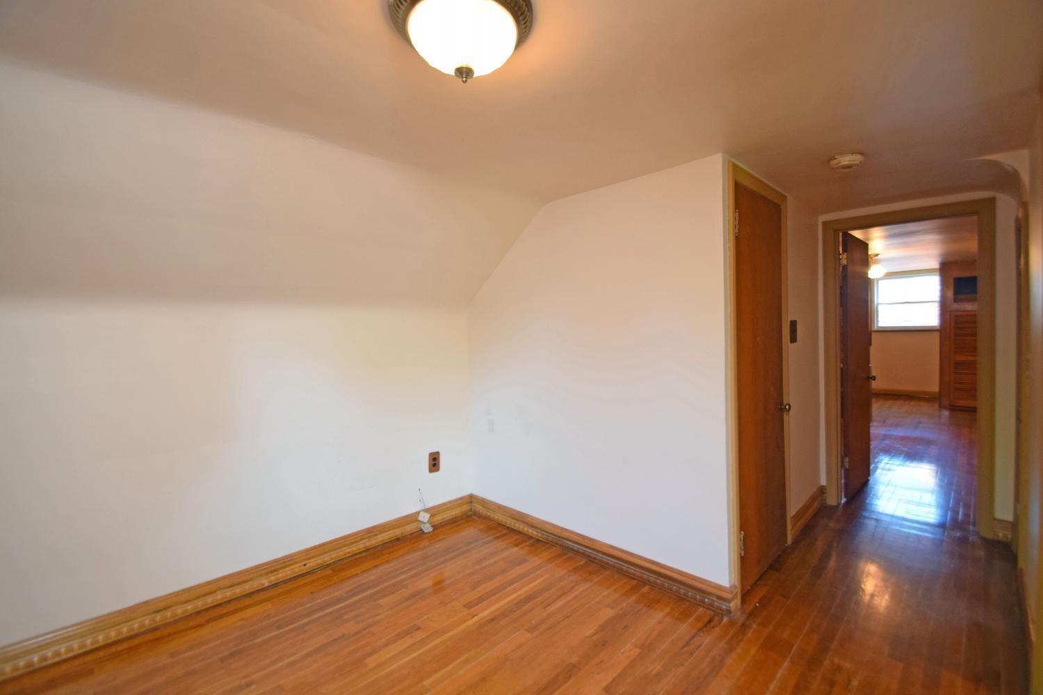 4566 Cooper Road Blue Ash, OH 45242 - Photo 13 of 23 Gallery Image 13
