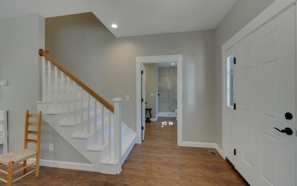263 Spring Branch Circle Toccoa, GA 30577 - Photo 3 of 26 Gallery Image 3