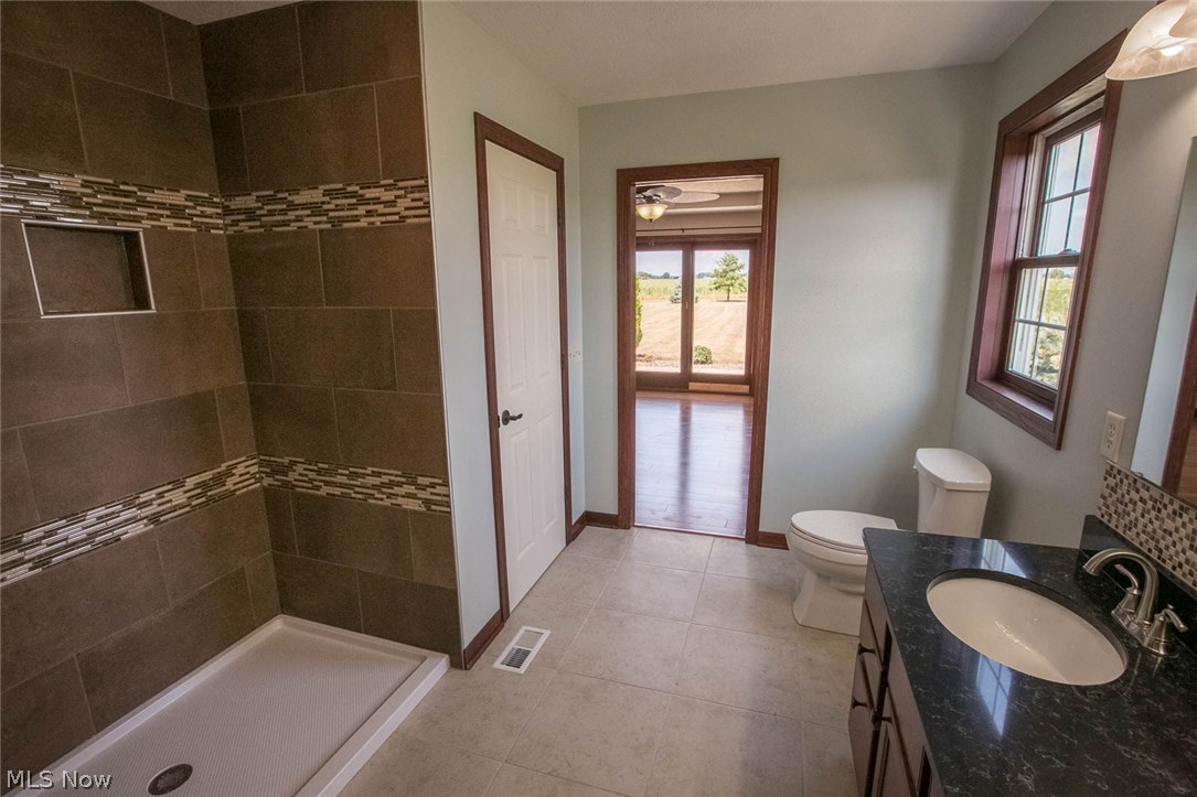 13719 Kelley Road Milan, OH 44846 - Photo 19 of 28 View from closet into the master bedroom