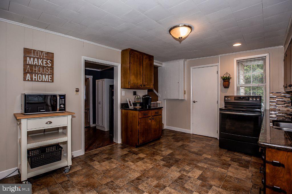1309 Front Street Lititz, PA 17543 - Photo 14 of 43